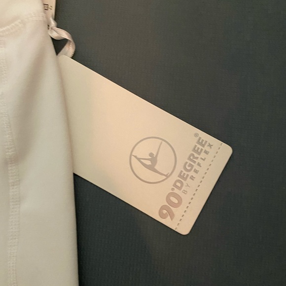 90 Degree white 3/4 legging!! - Picture 2 of 3